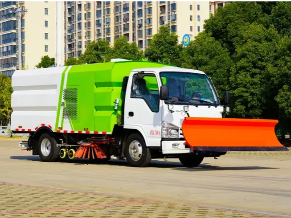 五十铃扫路车