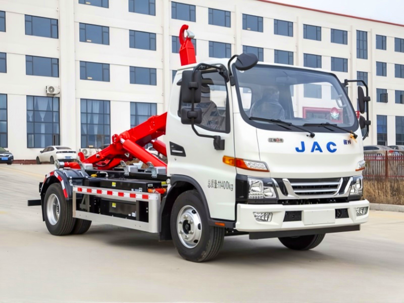 江淮新能源8方勾臂垃圾车